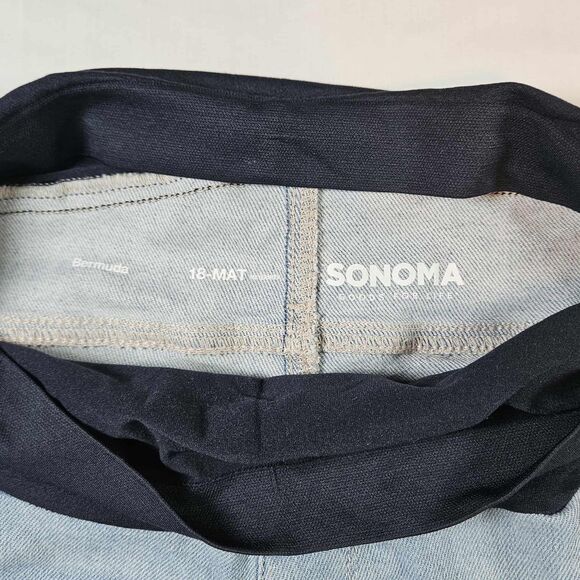 Sonoma Maternity Bermuda Jean Shorts Size 18 Light Wash Distressed Stretch Panel - Picture 3 of 10